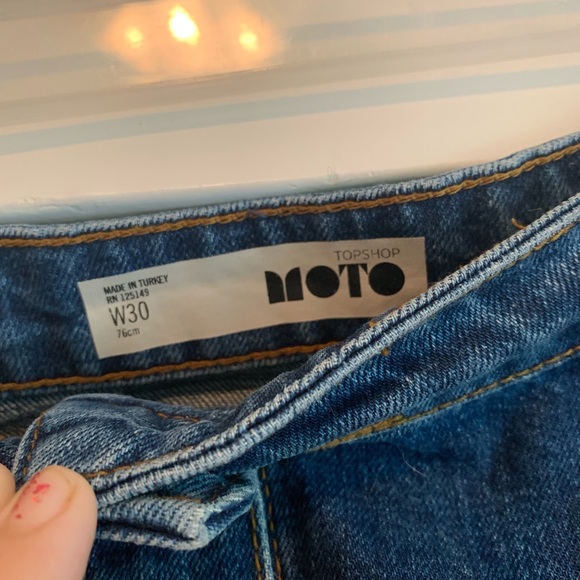 Topshop Denim Button Up Skirt - Picture 3 of 5